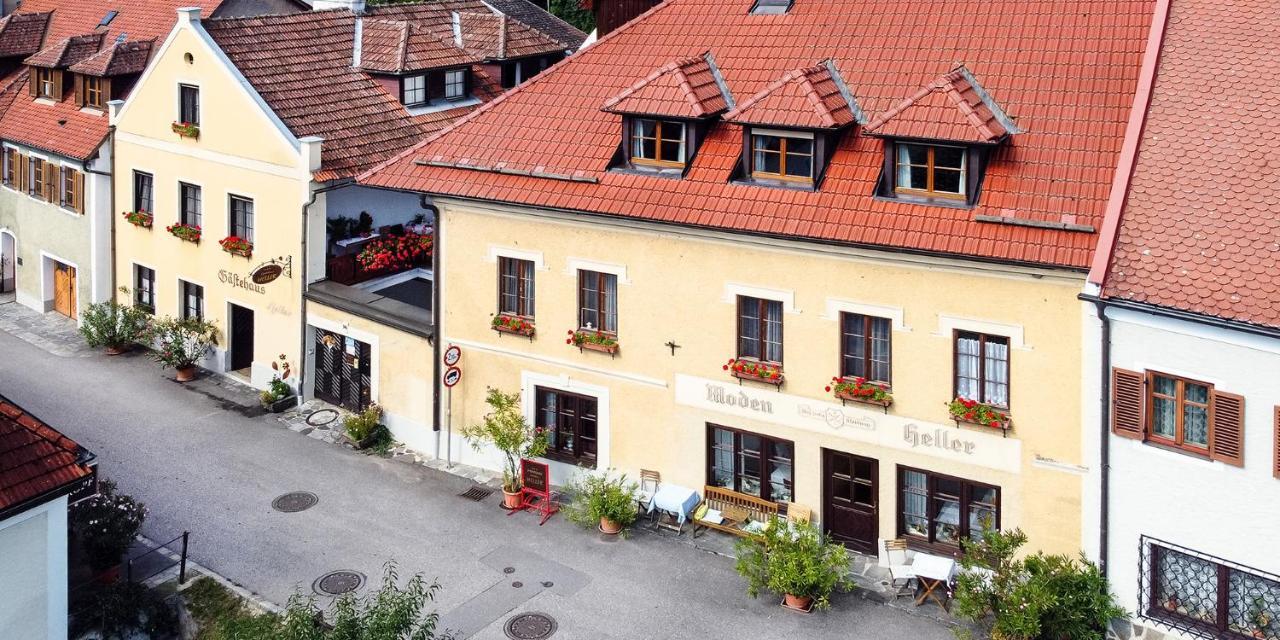 Pension Gastehaus Heller Weissenkirchen in der Wachau Exterior foto